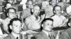 Tháng 6-1955: Phan Anh (hàng đầu, bên phải) cùng Nguyễn Văn Huyên trong đoàn đại biểu Chính phủ VN dự một cuộc tiếp tân tại Trung Quốc. Chủ tịch Hồ Chí Minh ngồi hàng ghế phía sau - Ảnh tư liệu