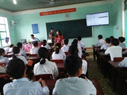 Trường THCS Tam Lộc tổ chức tư vấn hướng nghiệp cho học sinh